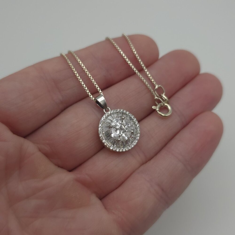 19 Inch Sterling Silver Fancy Style Cubic Zirconia Necklace A891 - Picture 3 of 8